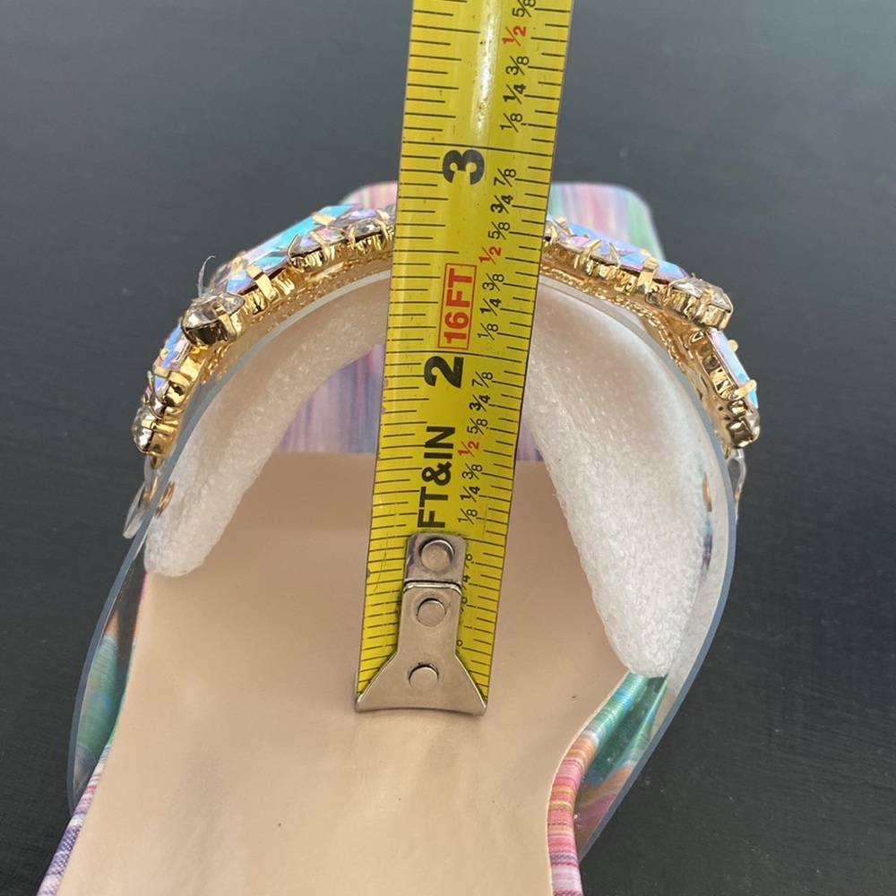 Women’s Elegant Embellished Shoes - Picture 4 of 7